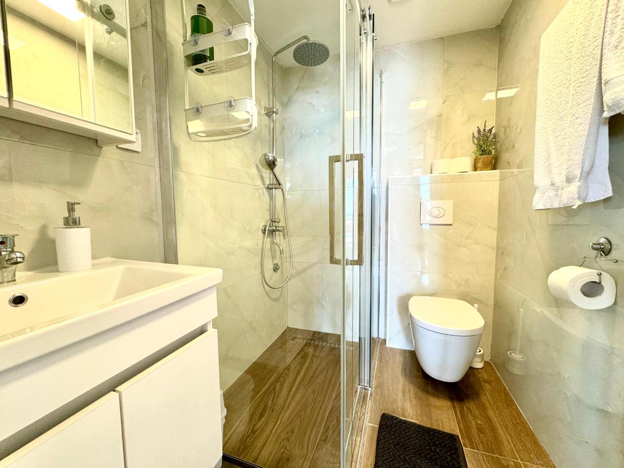 Kentera Lux *